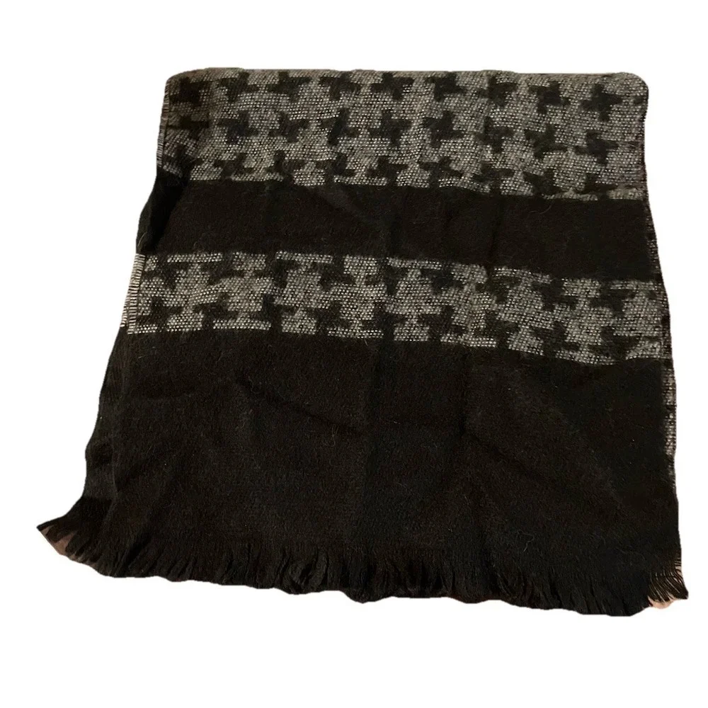 100% CASHMERE SCARF Made in England Soft‎ Wool Wrap Plaid Black / Gray /